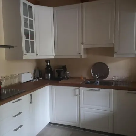 Alloggio in famiglia Indépendante Avec Salle De Bains Et Cuisine